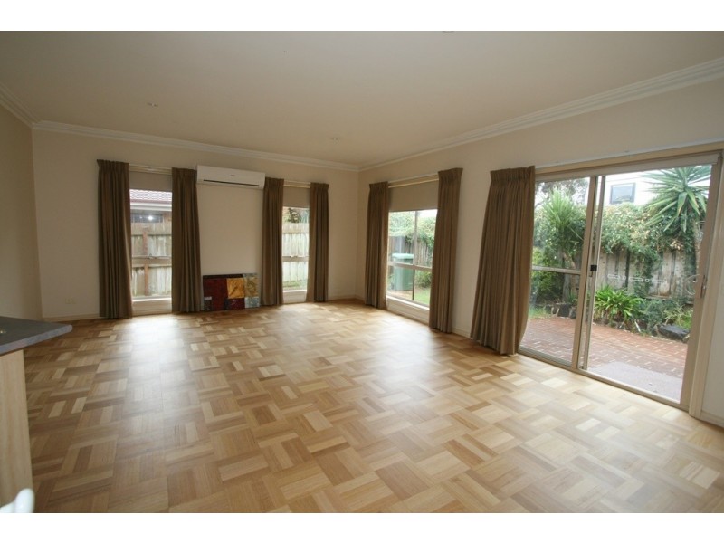 2/52-54 Genista Street, San Remo VIC 3925