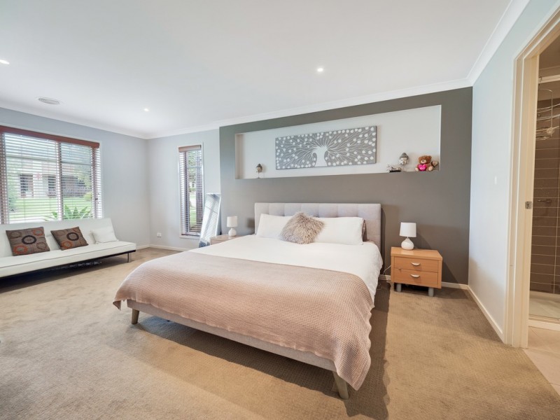 11 Dianella Way, Cowes VIC 3922
