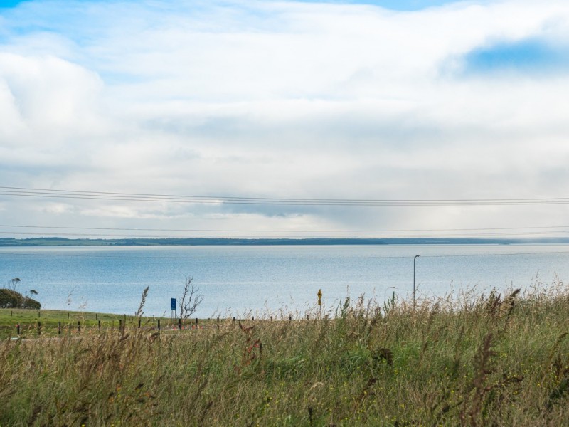 21 Mako Drive, San Remo VIC 3925