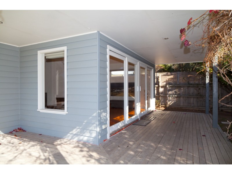 2 Barry Street, Sunderland Bay VIC 3922