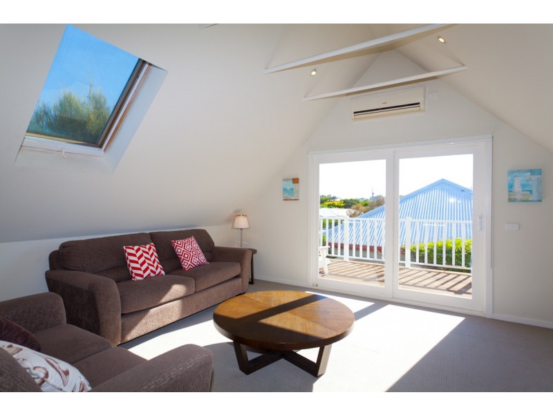 2 Barry Street, Sunderland Bay VIC 3922