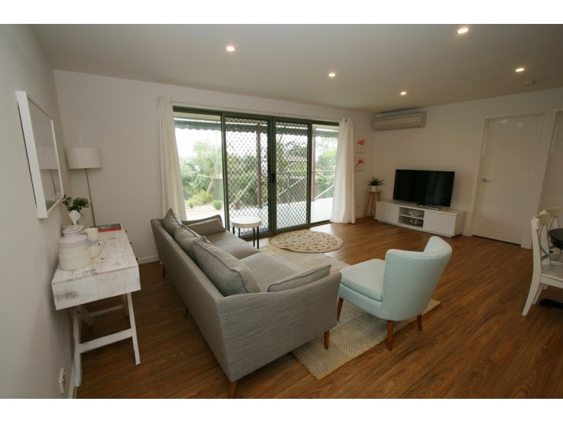 21 Justice Road, Cowes VIC 3922