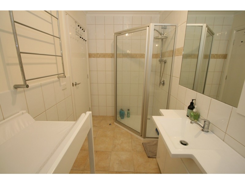 21 Justice Road, Cowes VIC 3922