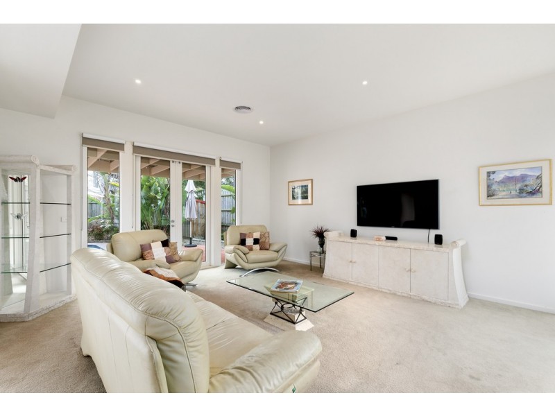 6 Rose Avenue, Cowes VIC 3922