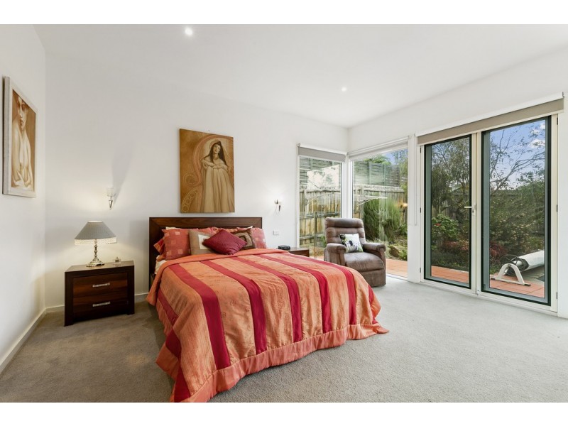 6 Rose Avenue, Cowes VIC 3922