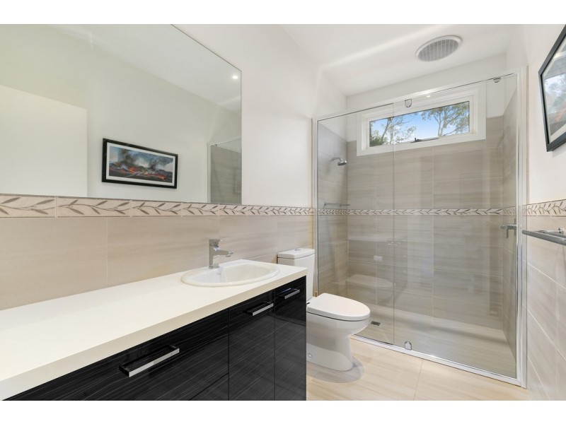 6 Rose Avenue, Cowes VIC 3922