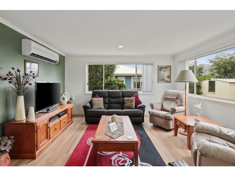 13 Katherine Circuit, Cowes VIC 3922