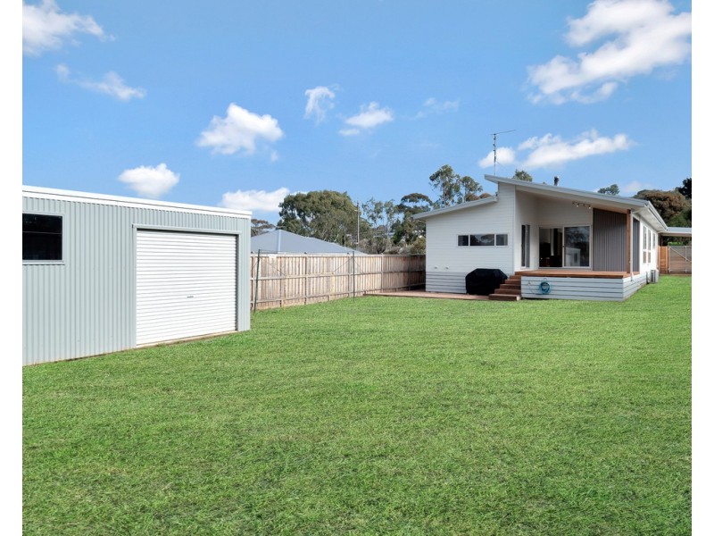17B Walton Street, Rhyll VIC 3923