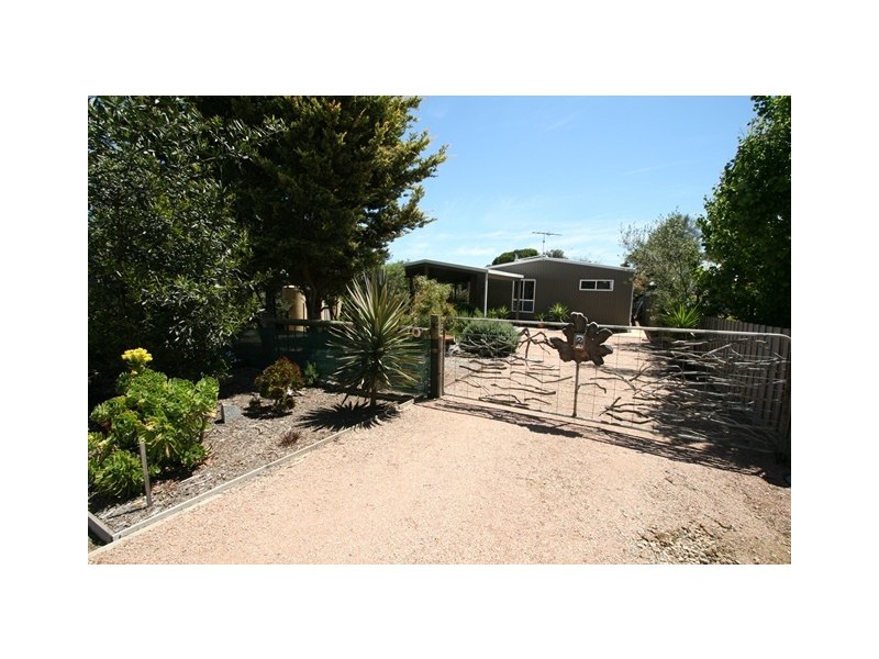 2 Napoli Court, Smiths Beach VIC 3922