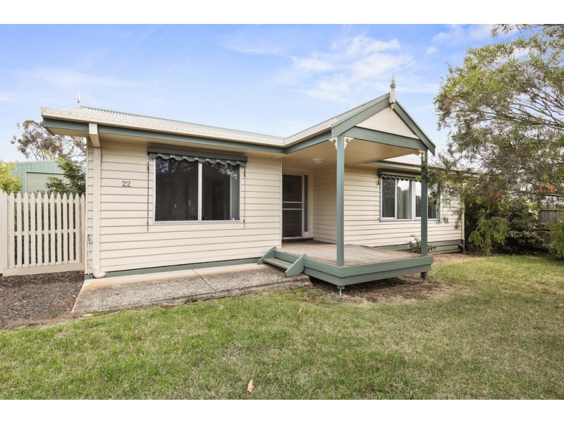 22 Grandview Grove, Cowes VIC 3922