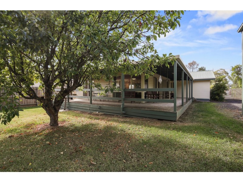 22 Grandview Grove, Cowes VIC 3922