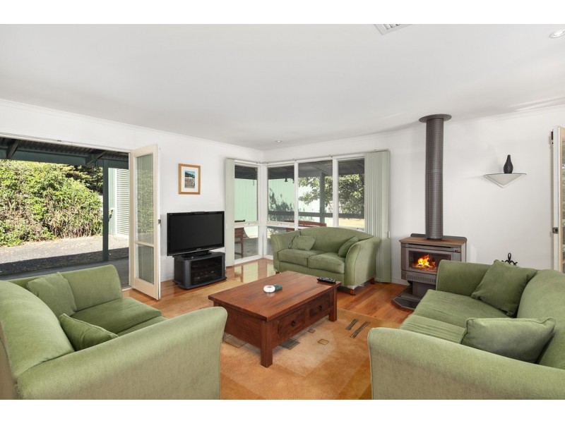 22 Grandview Grove, Cowes VIC 3922