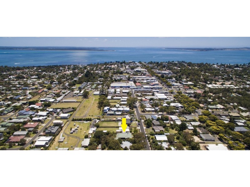 22 Grandview Grove, Cowes VIC 3922