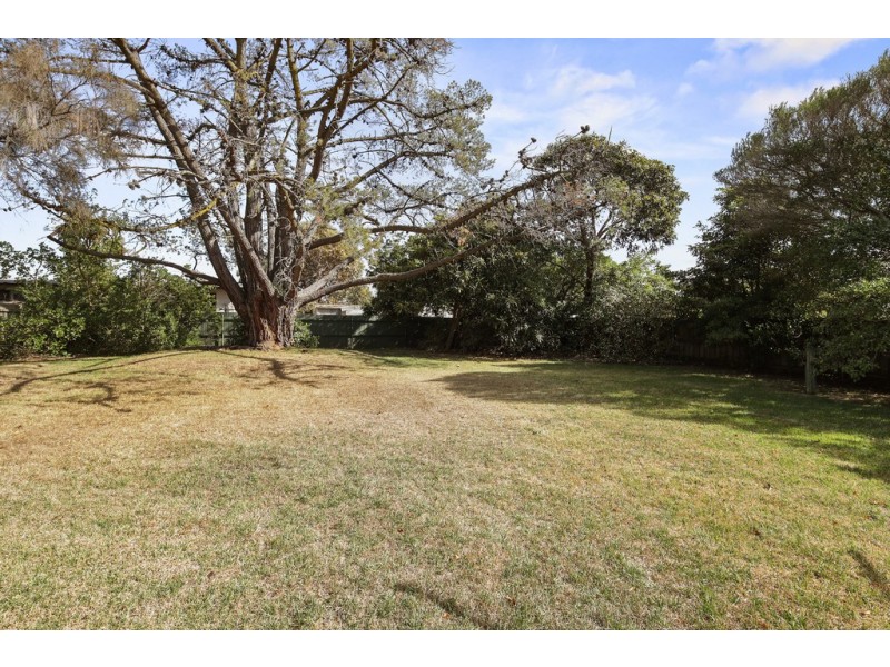 22 Grandview Grove, Cowes VIC 3922