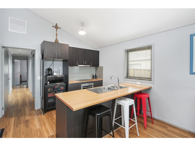 1 Waldorf Road, Cowes VIC 3922