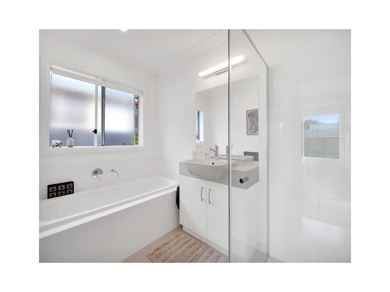 21 Roderick Close, Cowes VIC 3922