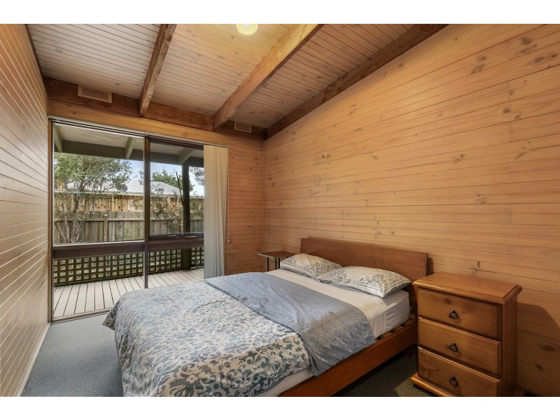 67 Hobsons Parade, Cowes VIC 3922