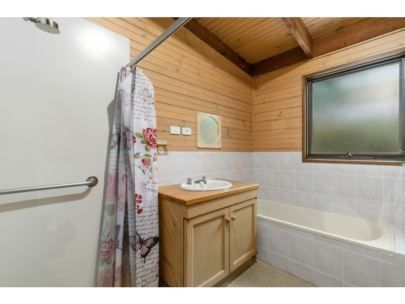 67 Hobsons Parade, Cowes VIC 3922
