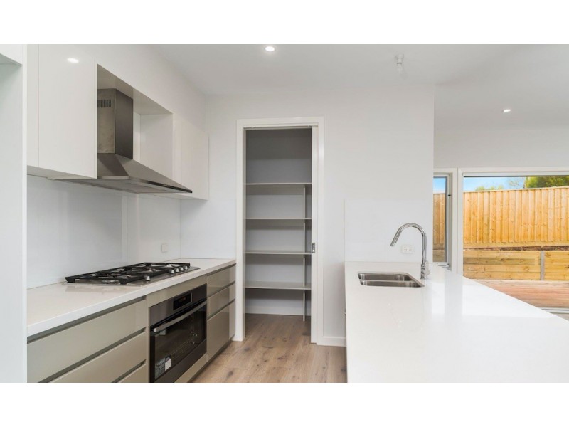 2 Bunya Dve, Cape Woolamai VIC 3925