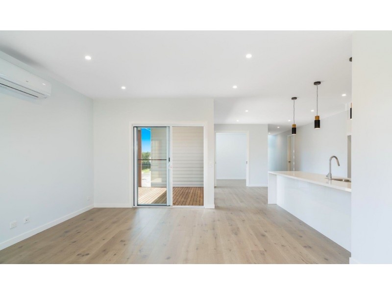 2 Bunya Dve, Cape Woolamai VIC 3925