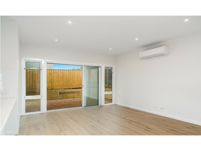 2 Bunya Dve, Cape Woolamai VIC 3925