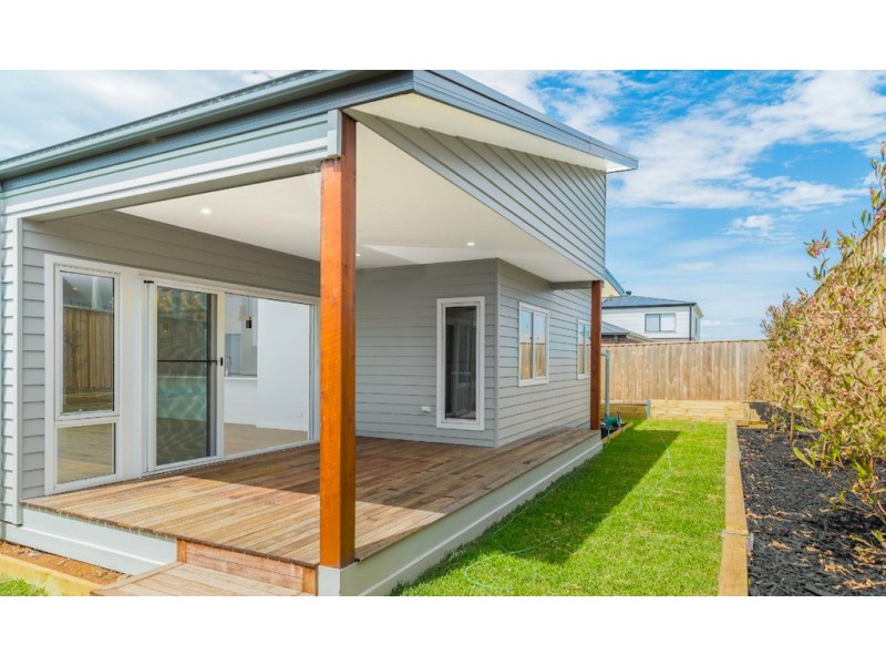 2 Bunya Dve, Cape Woolamai VIC 3925