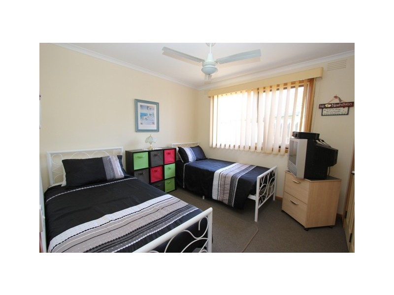 33 Phillip Island Road, Newhaven VIC 3925