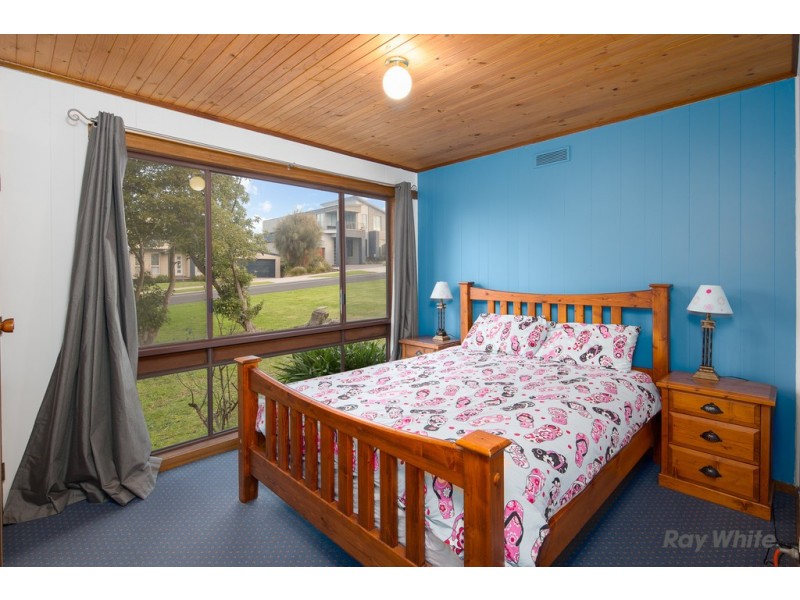 1 / 380 Settlement Road, Cowes VIC 3922