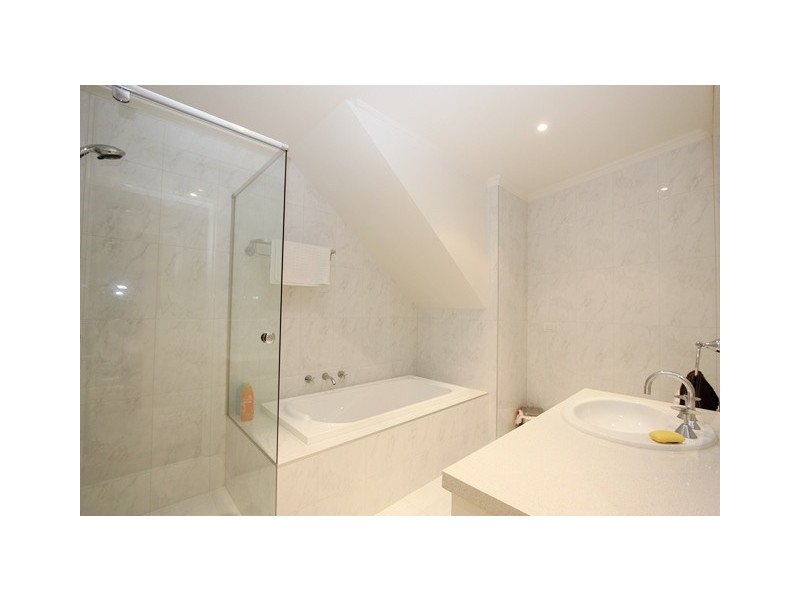 2/12 Steele Street, Cowes VIC 3922