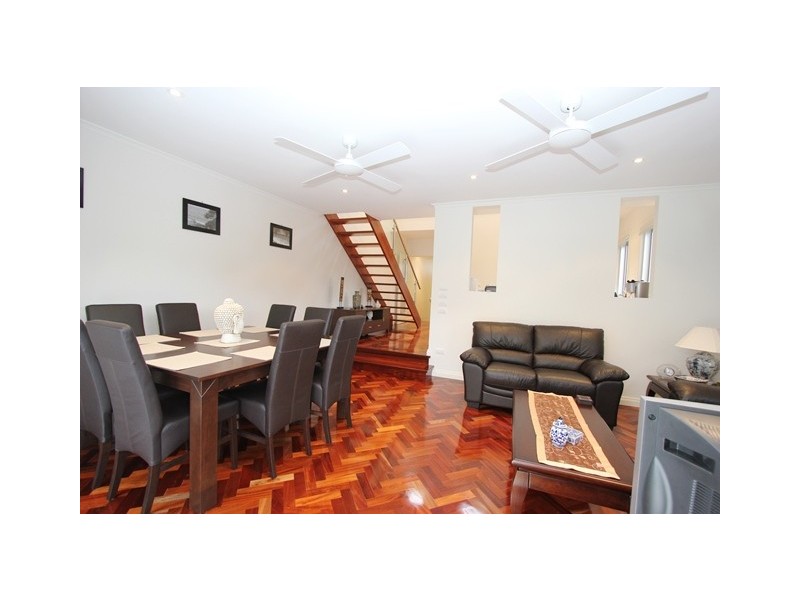 2/12 Steele Street, Cowes VIC 3922