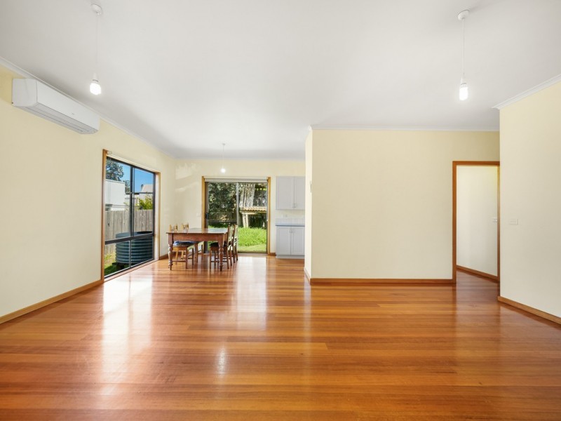 19 Page Avenue, Surf Beach VIC 3922