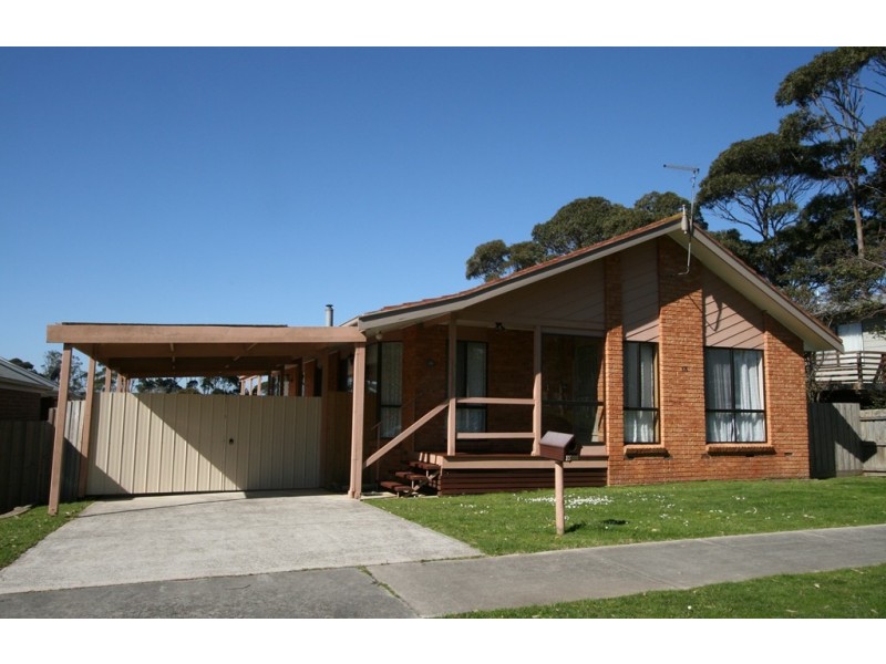13 Bayliss Court, Cowes VIC 3922