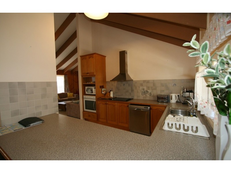 13 Bayliss Court, Cowes VIC 3922