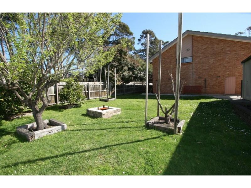 13 Bayliss Court, Cowes VIC 3922