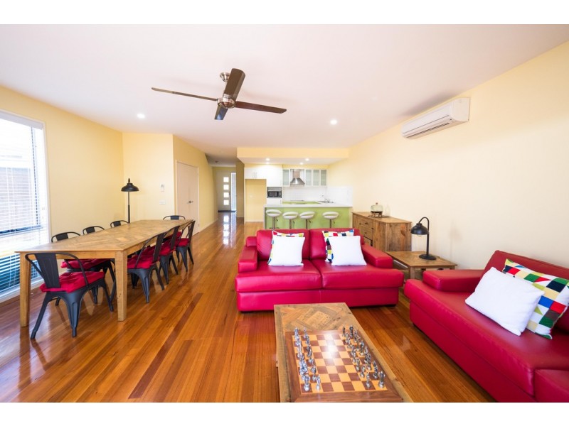 2/16 Beach Road, Rhyll VIC 3923