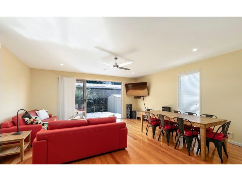 2/16 Beach Road, Rhyll VIC 3923