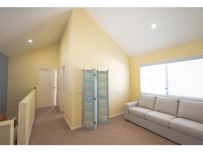 2/16 Beach Road, Rhyll VIC 3923