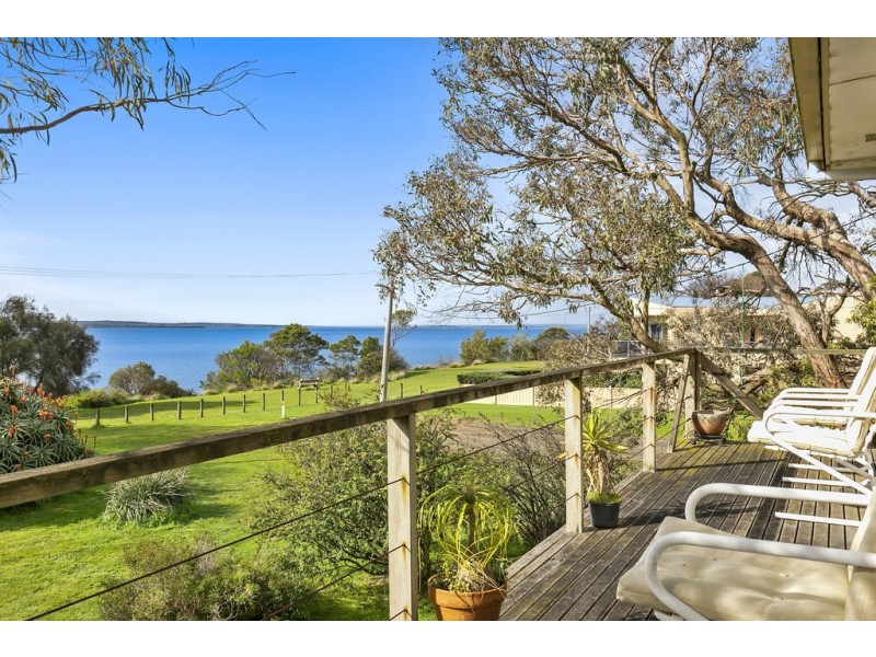 2 Underdown Court, Rhyll VIC 3923