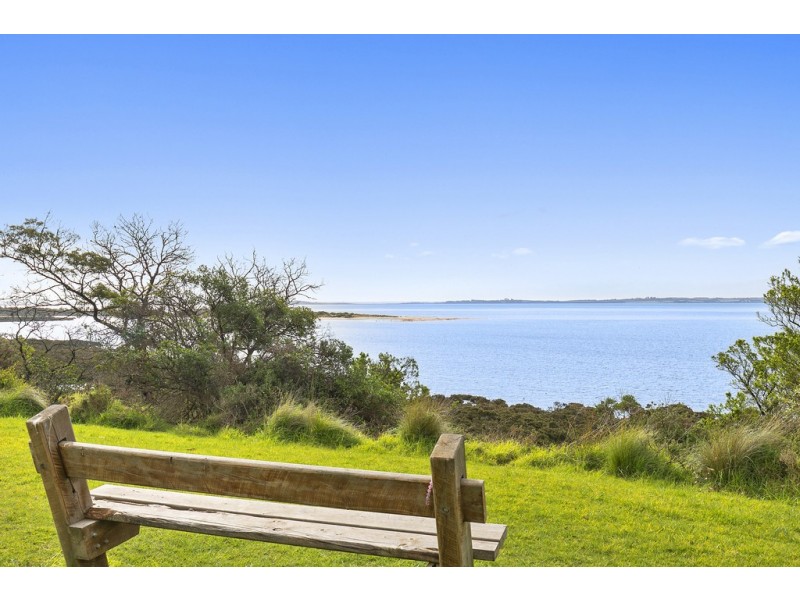 2 Underdown Court, Rhyll VIC 3923