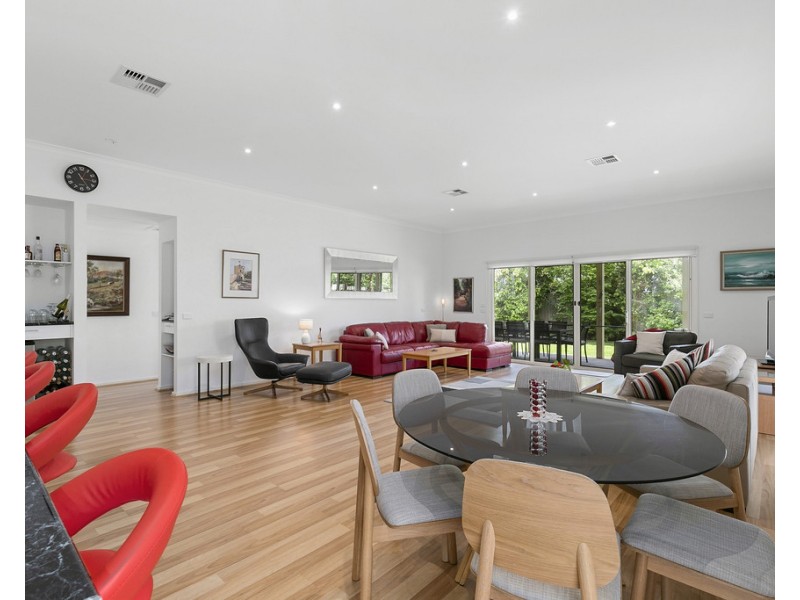 14 Gordon Street, Cowes VIC 3922