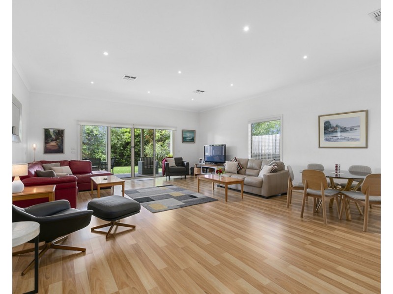 14 Gordon Street, Cowes VIC 3922