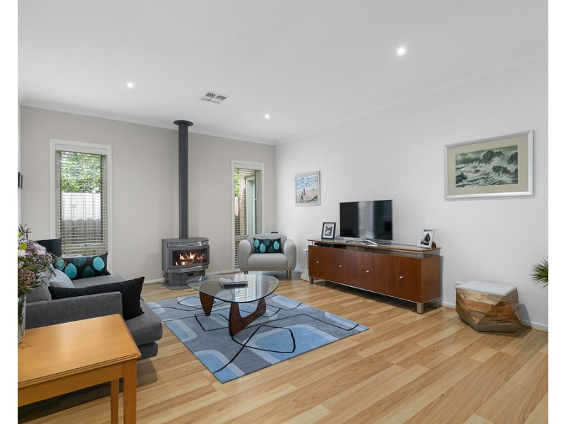 14 Gordon Street, Cowes VIC 3922