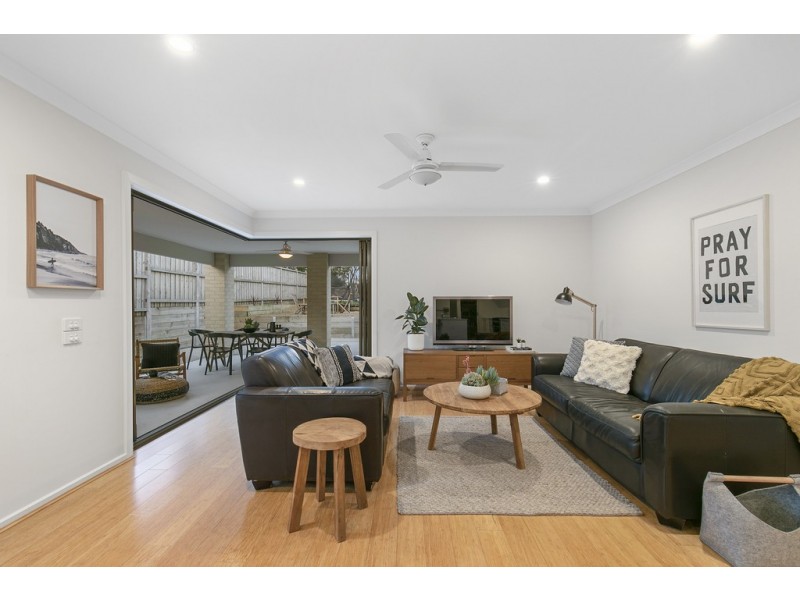 1 Pardalote Place, Cowes VIC 3922