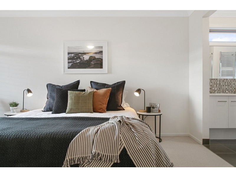 1 Pardalote Place, Cowes VIC 3922