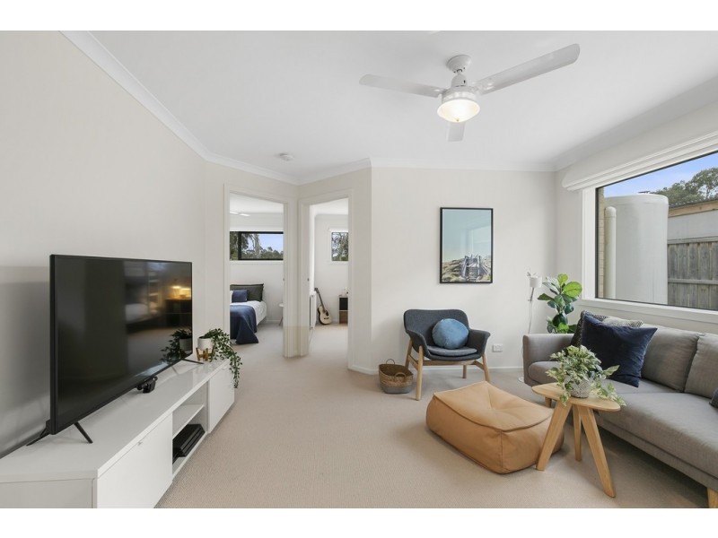 1 Pardalote Place, Cowes VIC 3922