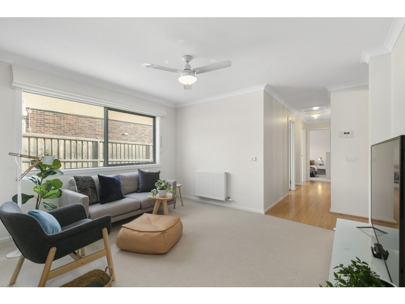 1 Pardalote Place, Cowes VIC 3922