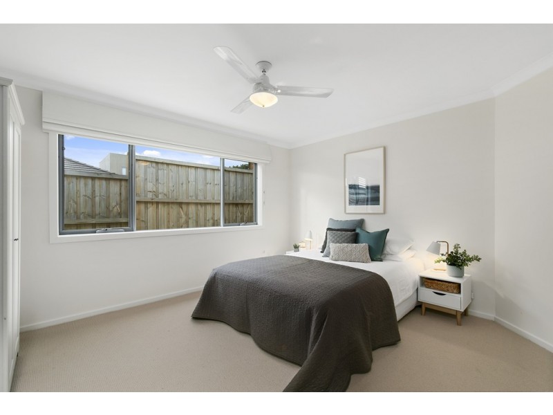 1 Pardalote Place, Cowes VIC 3922