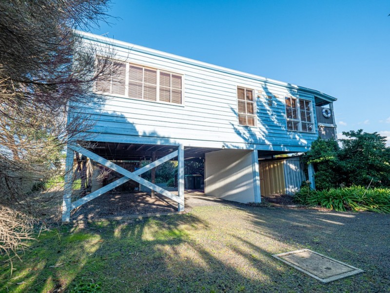 2 Seaview Cres, Surf Beach VIC 3922