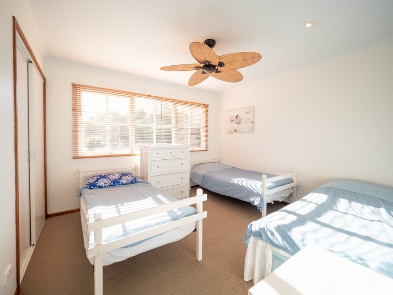 2 Seaview Cres, Surf Beach VIC 3922