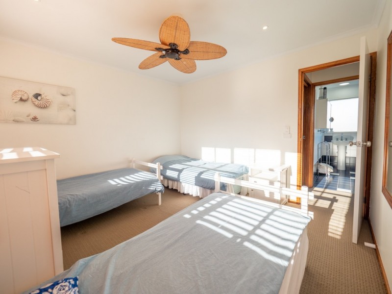2 Seaview Cres, Surf Beach VIC 3922
